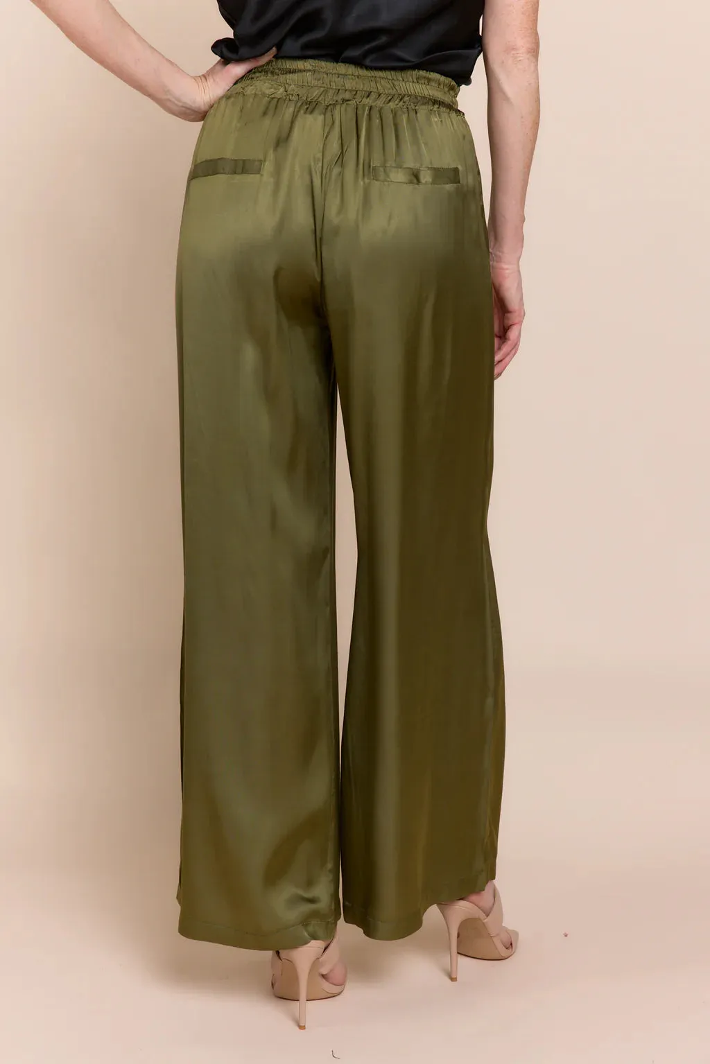 Amara Pant