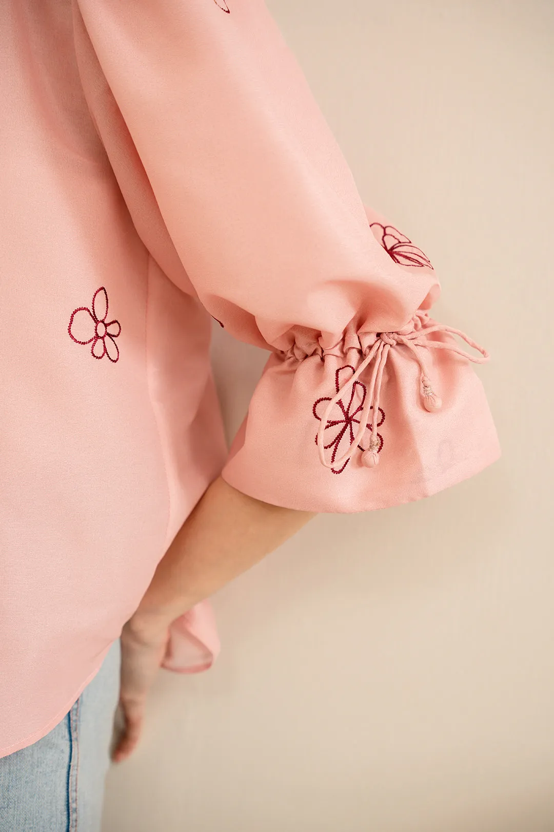 Daisy Button Down