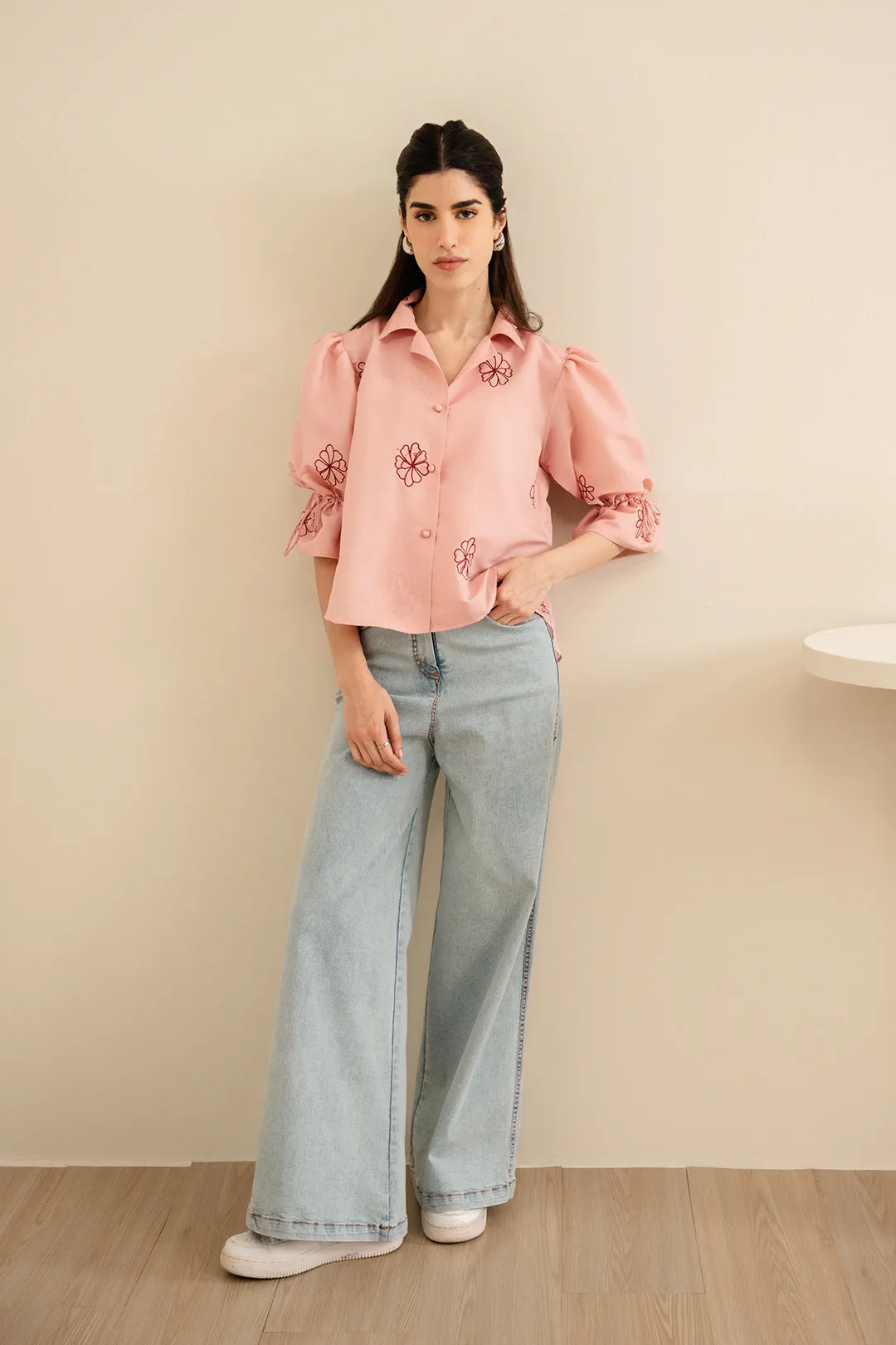 Daisy Button Down