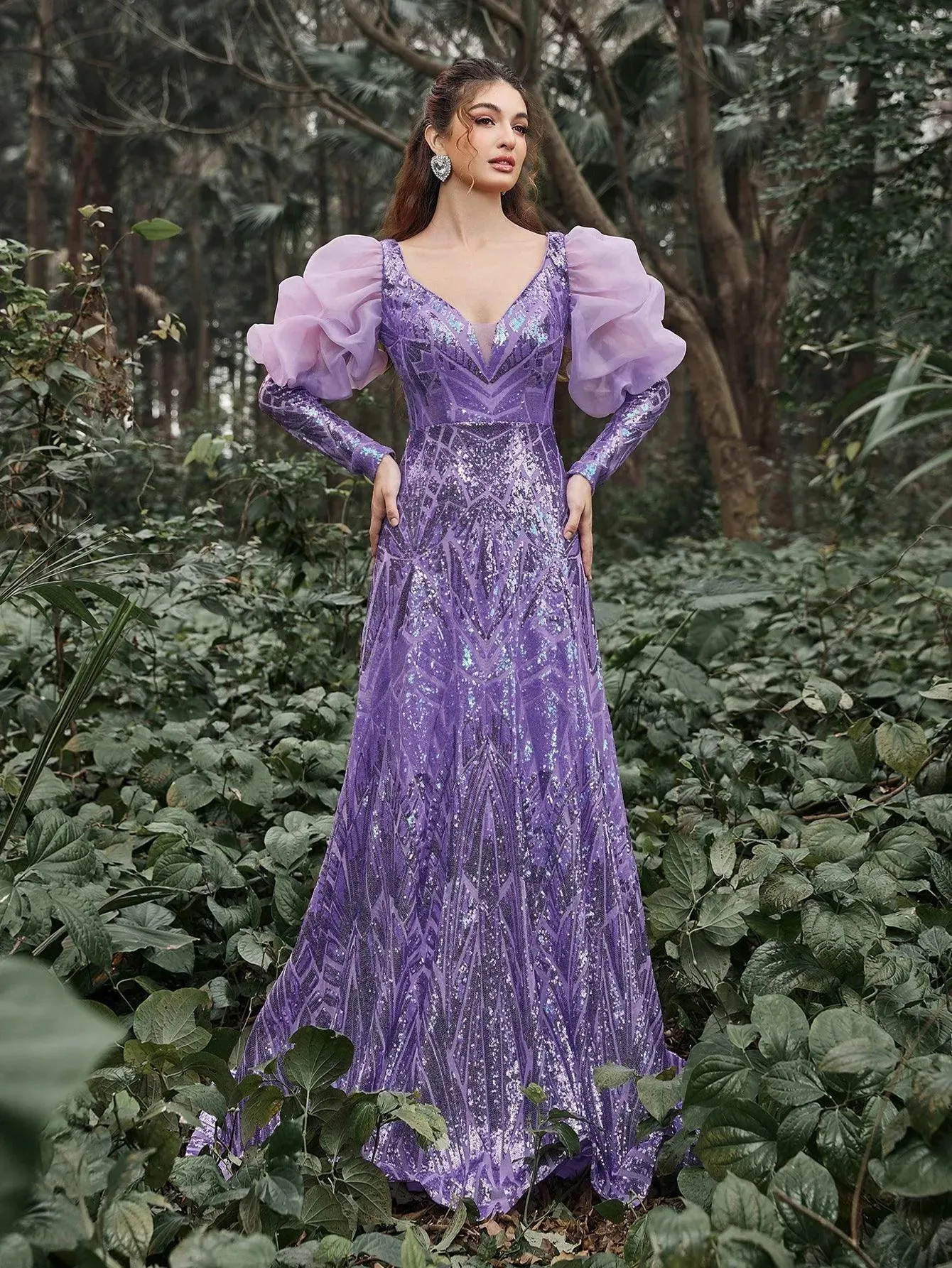 Luxury Plunging Neck Gigot Sleeves Graphic Sequin Prom Dress