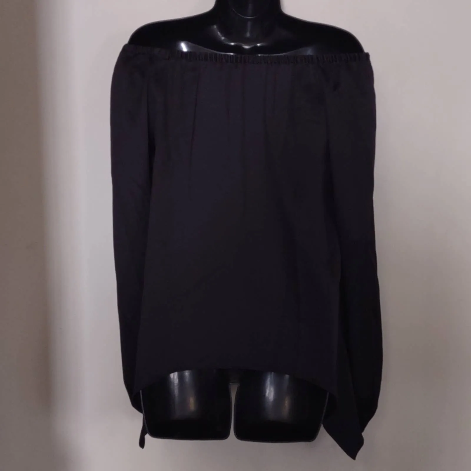 MICHAEL KORS Textured Pouf Off Shoulder Handkerchief Top Black XS