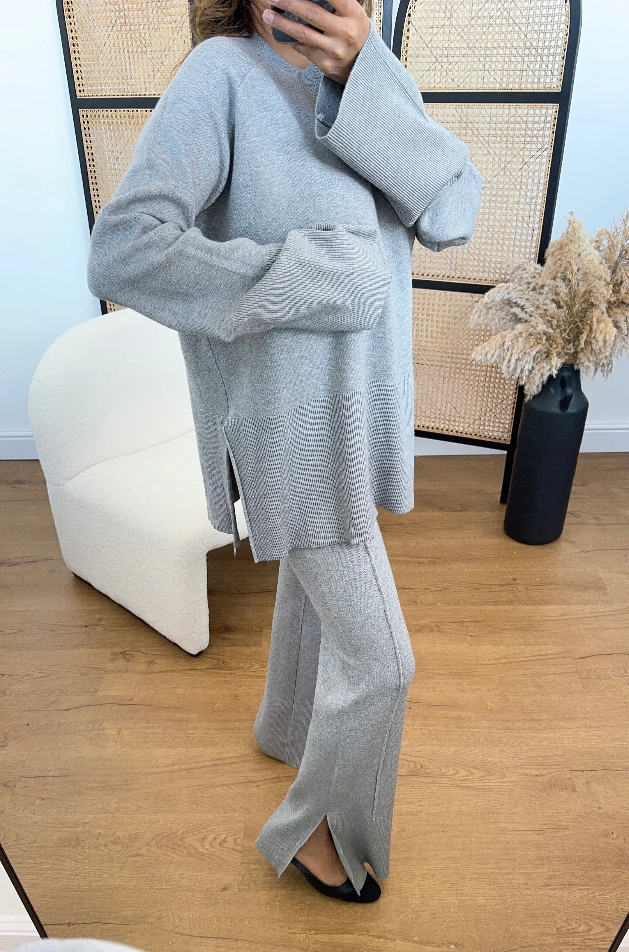 saria knit coord in grey