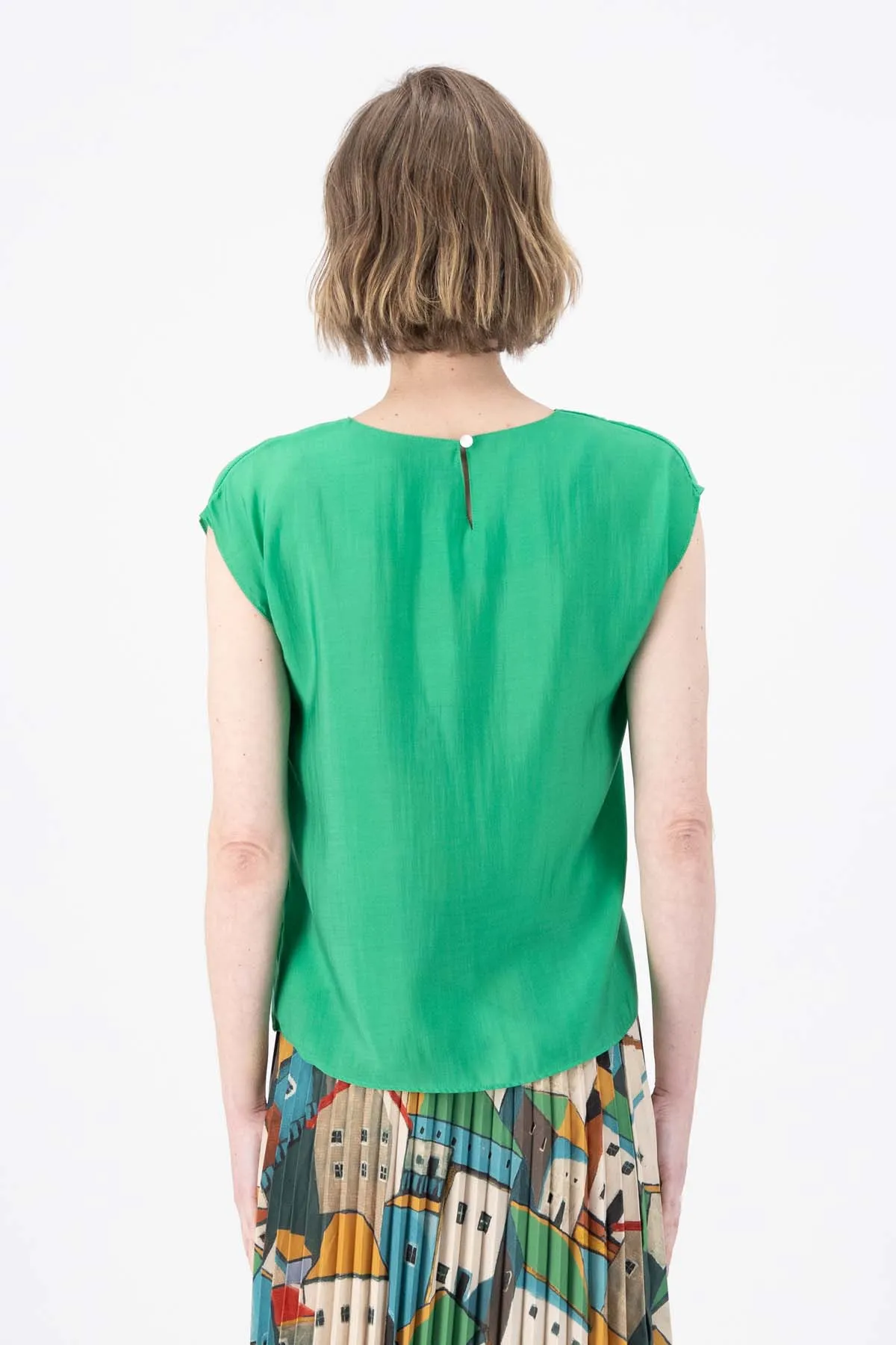Skyscraper Tee Light Green in Tencel
