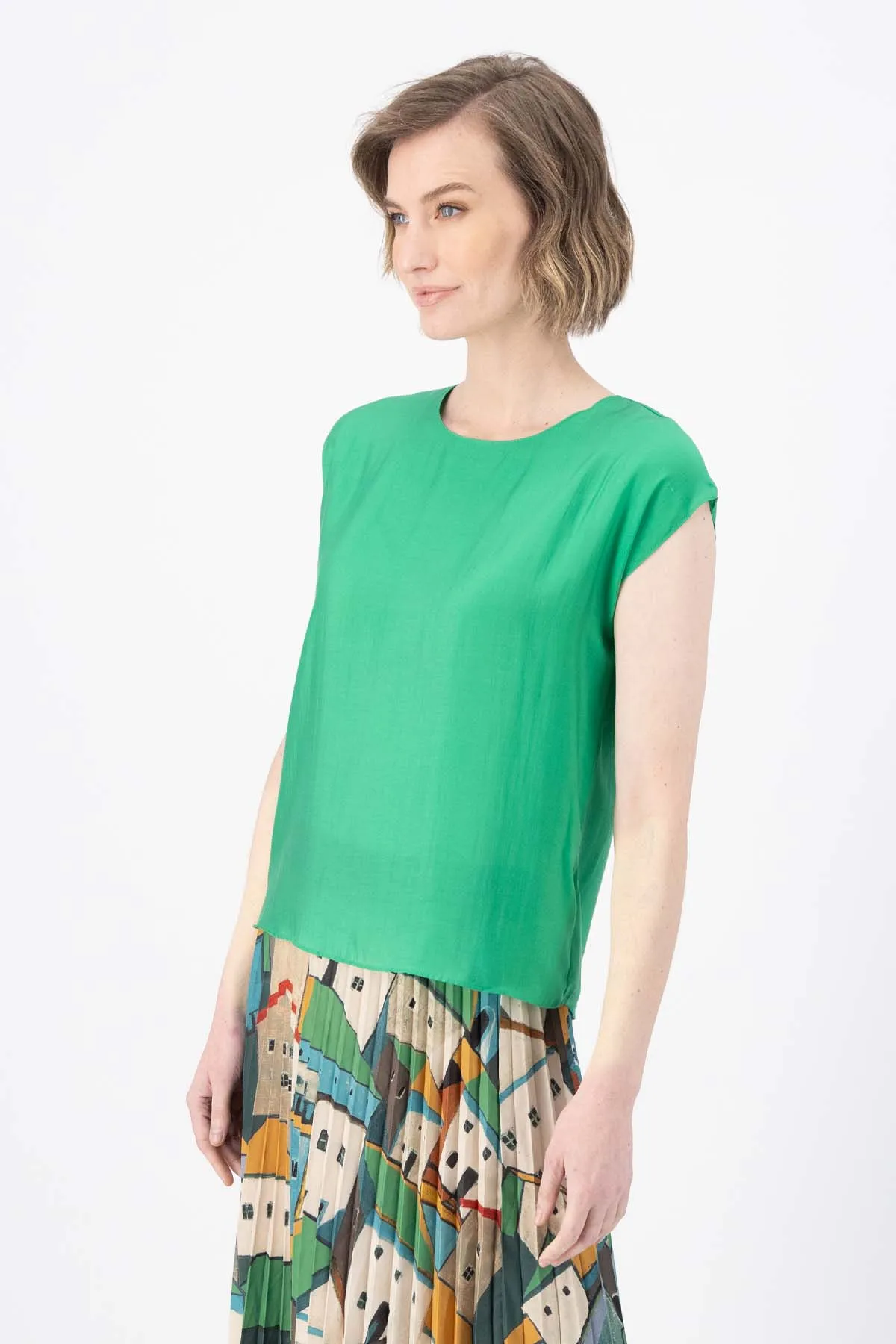 Skyscraper Tee Light Green in Tencel